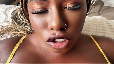 Xeinna Rose Pov, Si Item Montok Ngewe Kakak Tiri Kontol Putih Gede